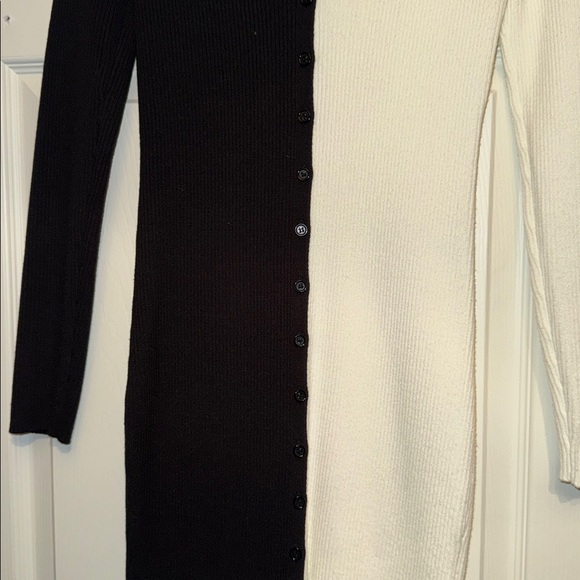 Stylish Long Sleeve Black and White Dress - Picture 3 of 5